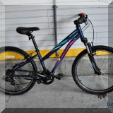 X07. Specialized HotRock ladies' bicycle. 